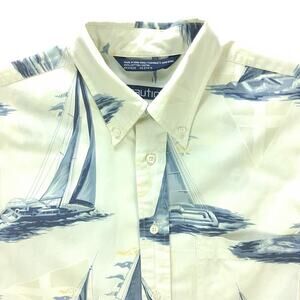 Mens Vintage nautica short sleeve button down shirt Size Medium M Sailboat Print